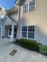 Building Photo - 93 Creekside Dr