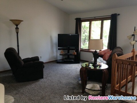 Building Photo - 1784 Orchid Dr N