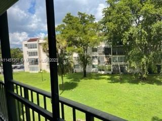 Foto del edificio - 2551 Aragon Blvd