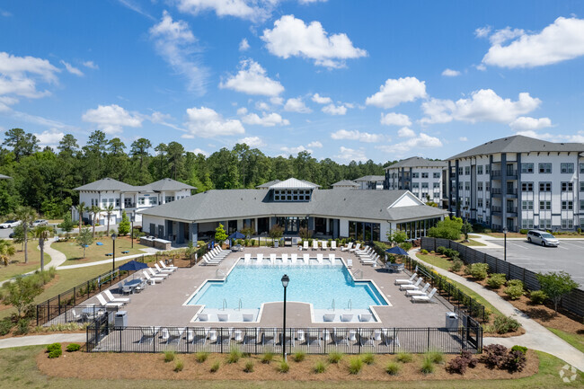 Building Photo - The Crossings at Pooler