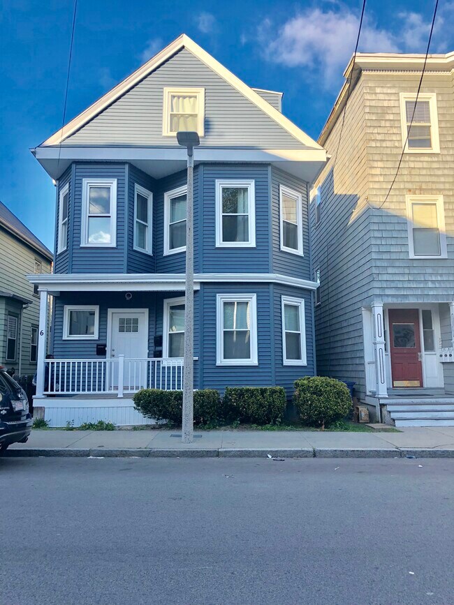 Building Photo - 6 Wainwright St