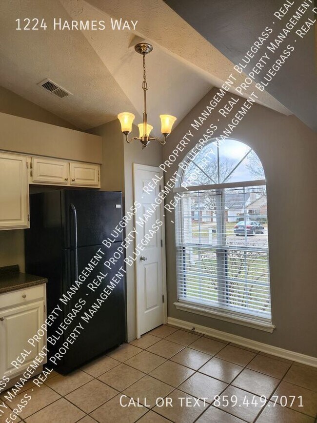 Building Photo - Charming 3 Bedroom 2 Bath Home in Andover
