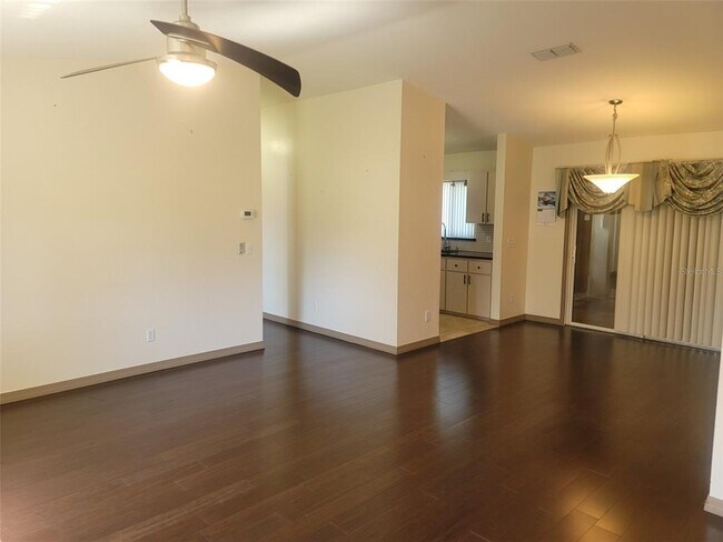 Foto del edificio - 10202 SW 61st Terrace Rd