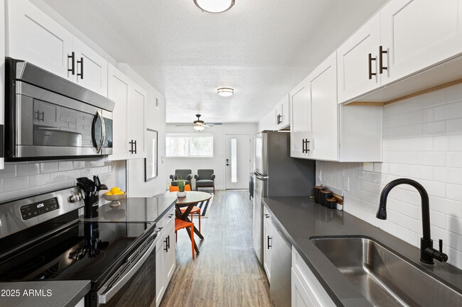 Building Photo - 4604 N 74th St
