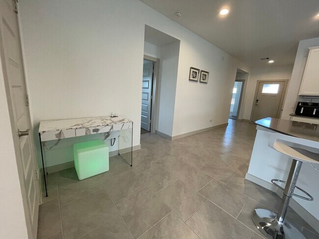 Foto del edificio - 3902 Itzle Is Ct