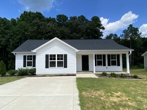 Building Photo - 529 Hamlet Dr