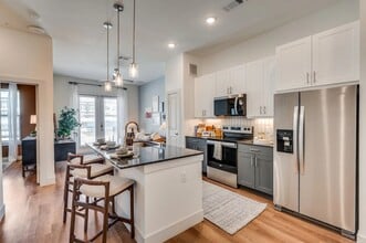 Building Photo - 8100 Brewer Blvd