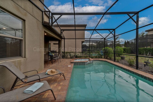 Building Photo - 5552 Misty Oak Cir