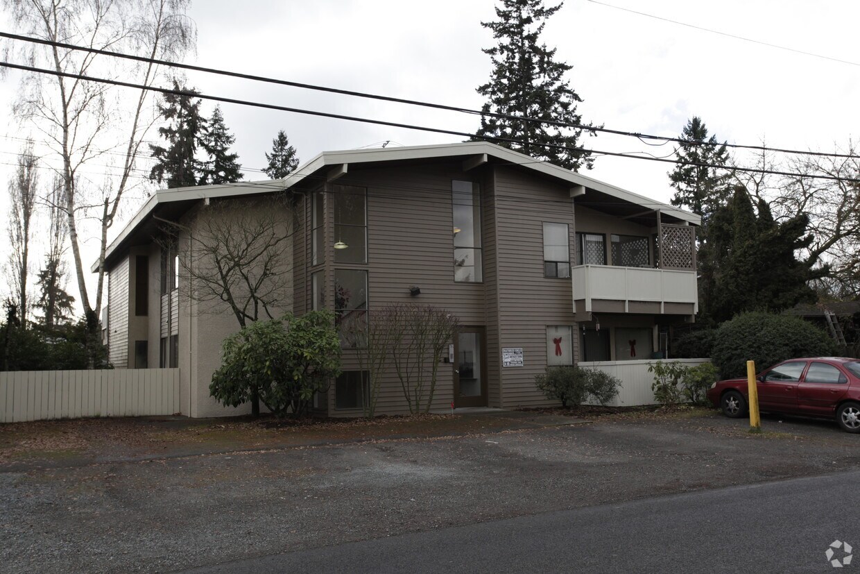 Building Photo - Shields Apartments