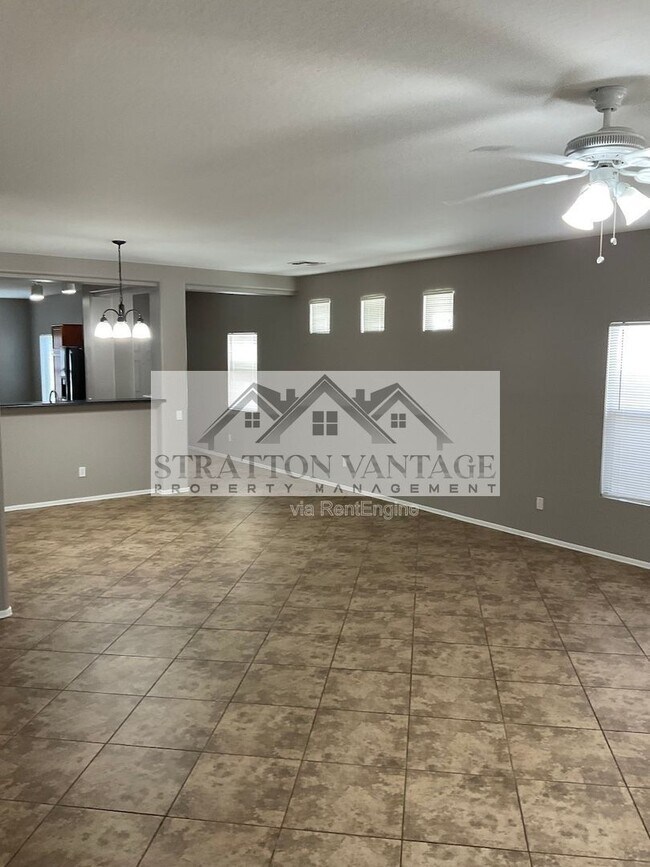 Foto del edificio - 5437 W Maldonado Rd