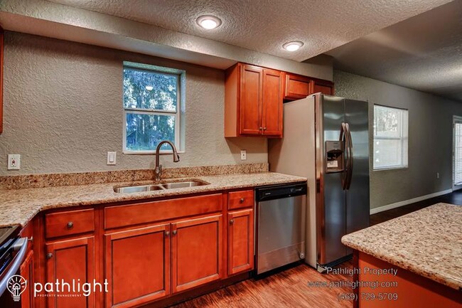Foto del edificio - 4011 Palm Drive, Leesburg, FL, 34748