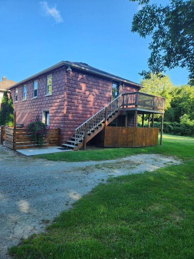 Building Photo - 2840 Goodells Rd