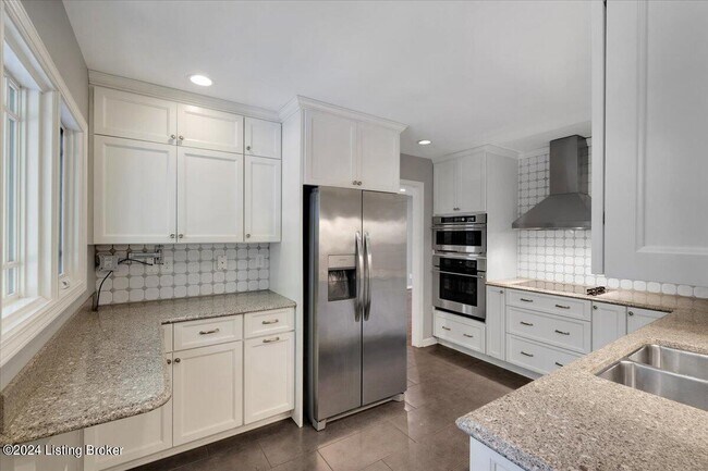 Building Photo - 2711 Colonel Dr