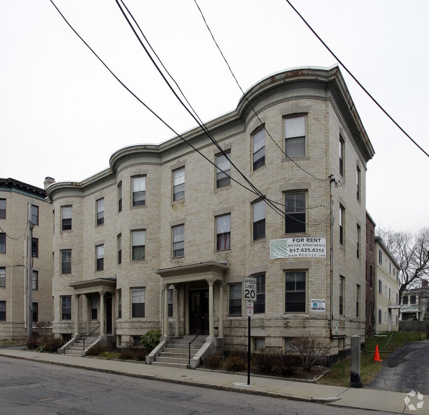 Building Photo - 50-54 Kent St