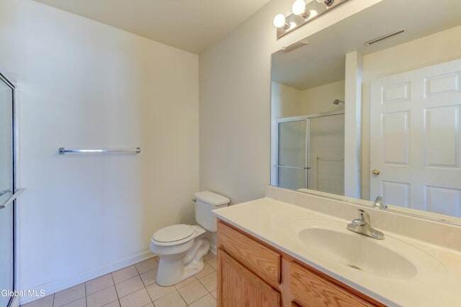 Foto del edificio - 304 Heritage Way