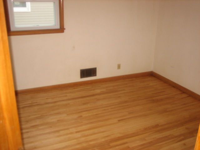 Foto del edificio - 1002 4th St SE