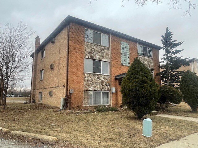 Foto del edificio - 3901 W 124th St