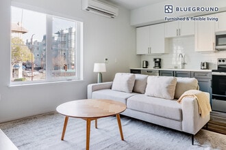 Building Photo - 2077 Haste St