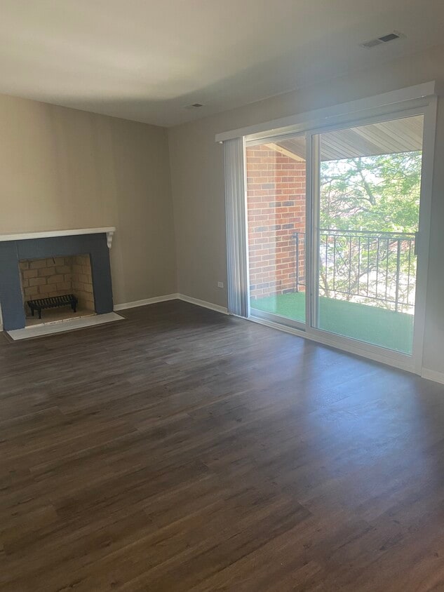 9910 Shady Ln Unit 3E, Orland Park, IL 60462 Condo for Rent in Orland