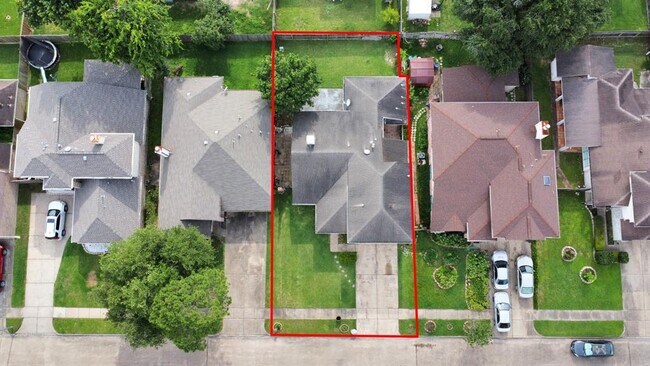 Building Photo - 12322 Meadow Ridge Dr
