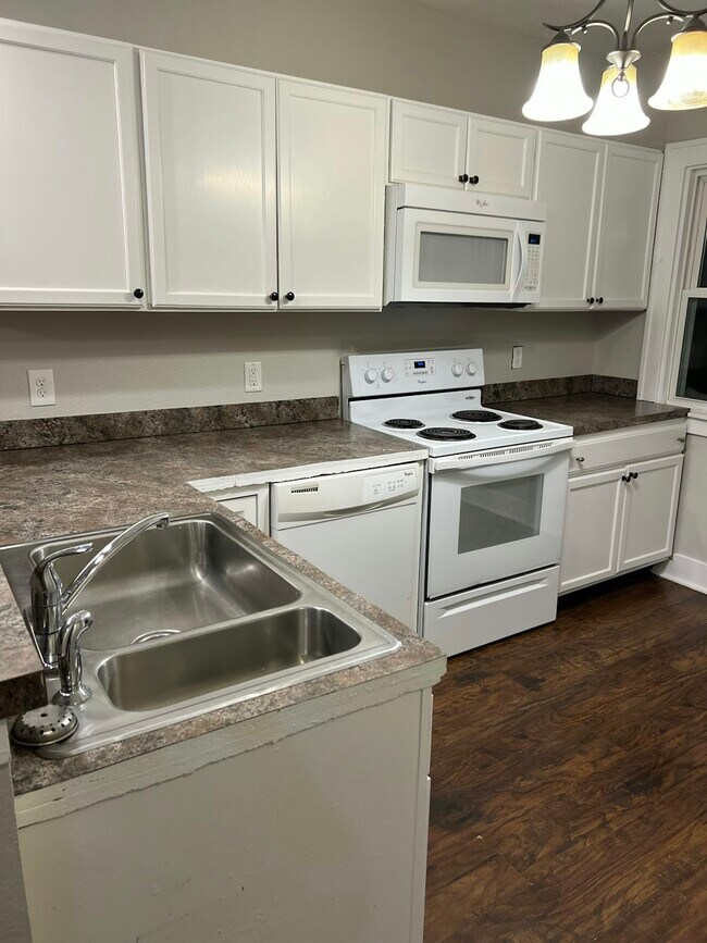 Foto del edificio - 511 Umatilla St SE