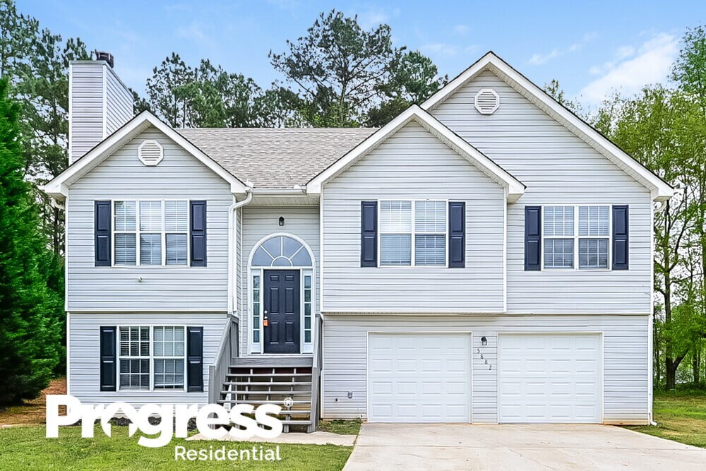 5882 Ruby Walk, Rex, GA 30273 House Rental in Rex, GA