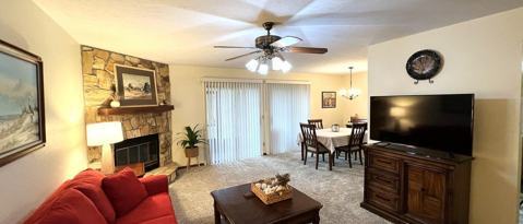 Foto del edificio - 9012 York Ln