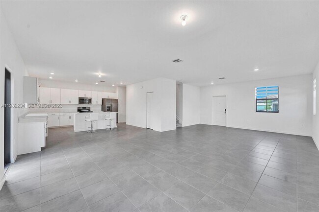 Foto del edificio - 11904 SW 240th St