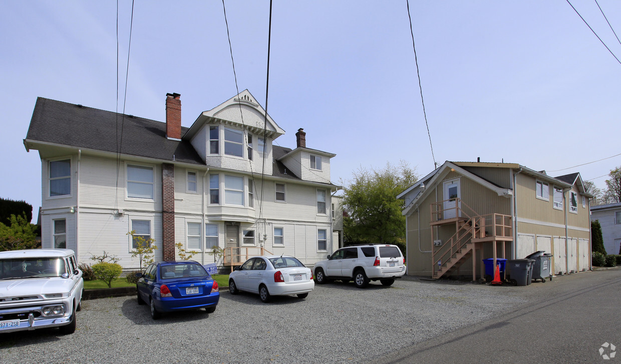 Building Photo - 2302 Rucker Ave