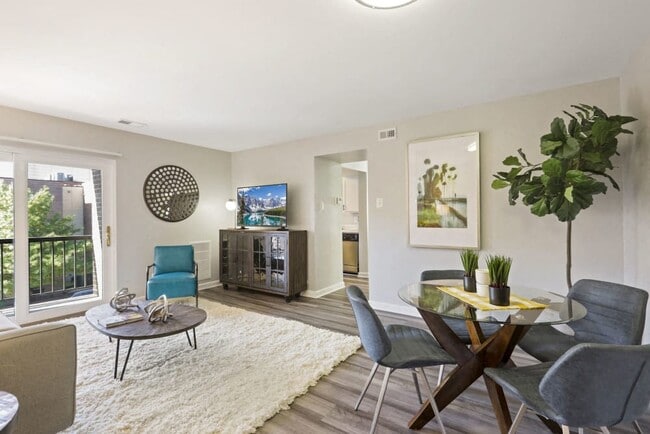 Building Photo - Washington Apartments*