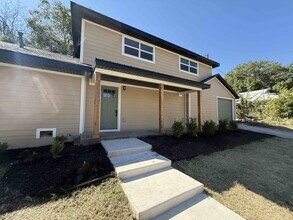 Building Photo - 2600 Townsend Dr