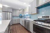 Foto principal - 232 Fulton St