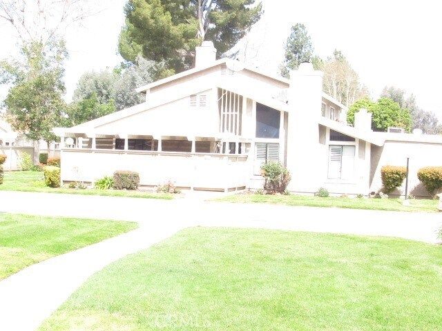 Primary Photo - 2061 W Redlands Blvd
