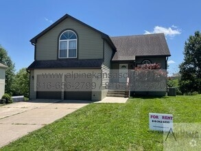 Building Photo - 4111 NW 78th St