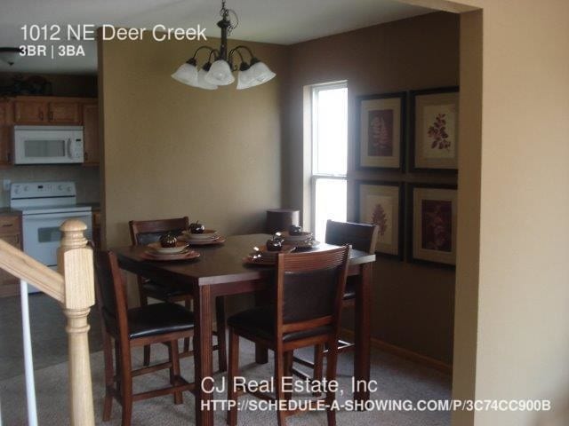 Building Photo - 1012 NE Deer Creek Rd