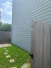 Building Photo - 709 Link Rd