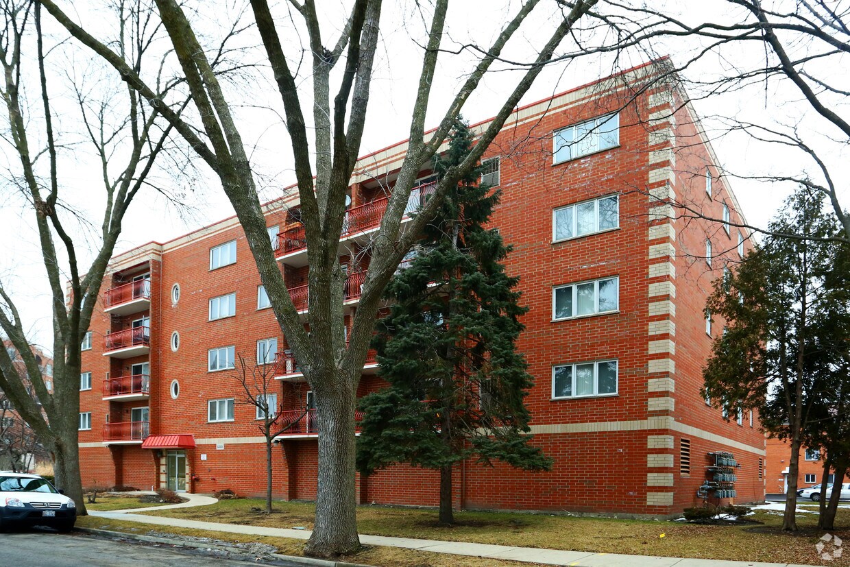 Foto del edificio - 1210 E Washington St