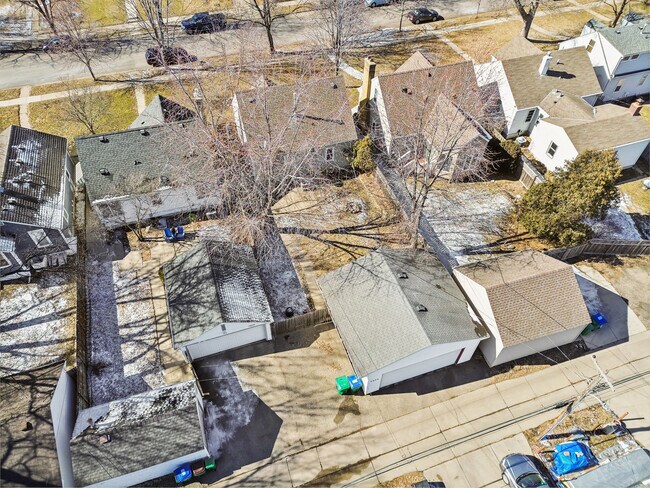 Foto del edificio - 4245 Utica Ave S