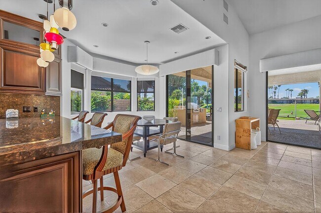 Foto del edificio - 42480 Buccaneer Ct