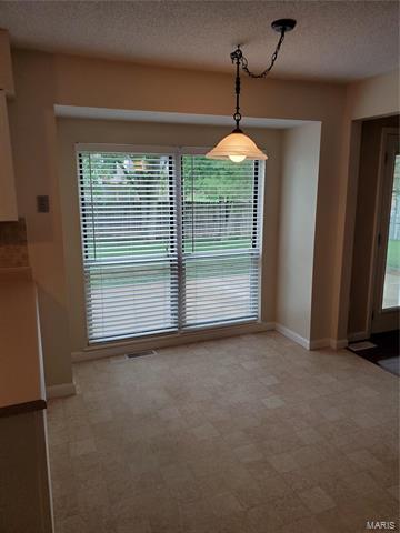 Building Photo - 591 Prairie Home Dr