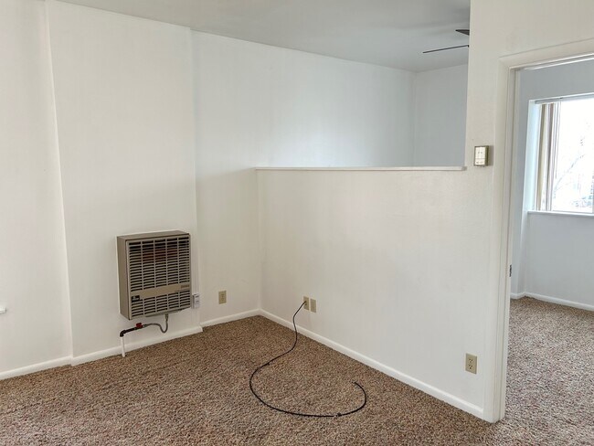 Área de estar - 454 S 500 E