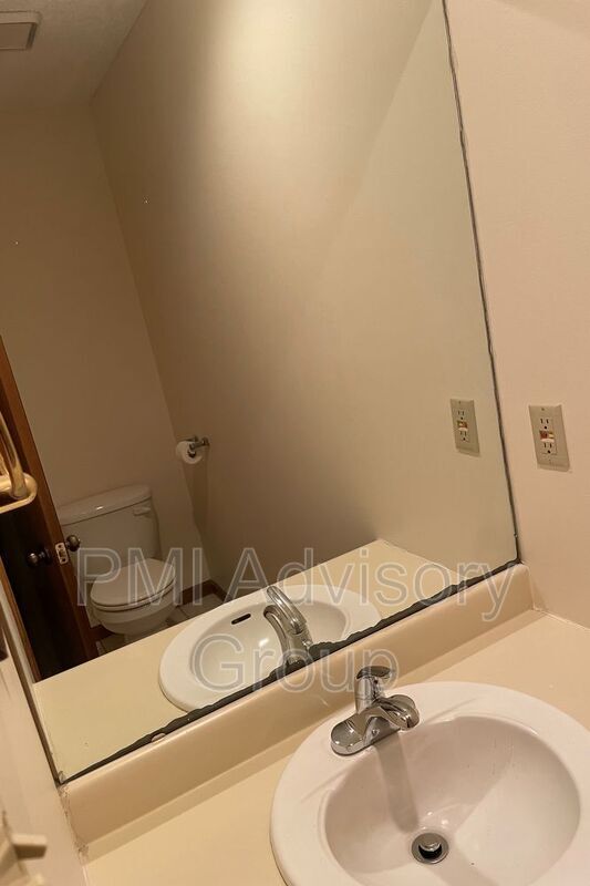 Building Photo - 3707 SW Wood Valley Dr