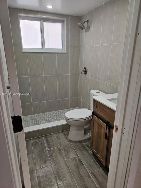 Building Photo - 1151 W 28th St