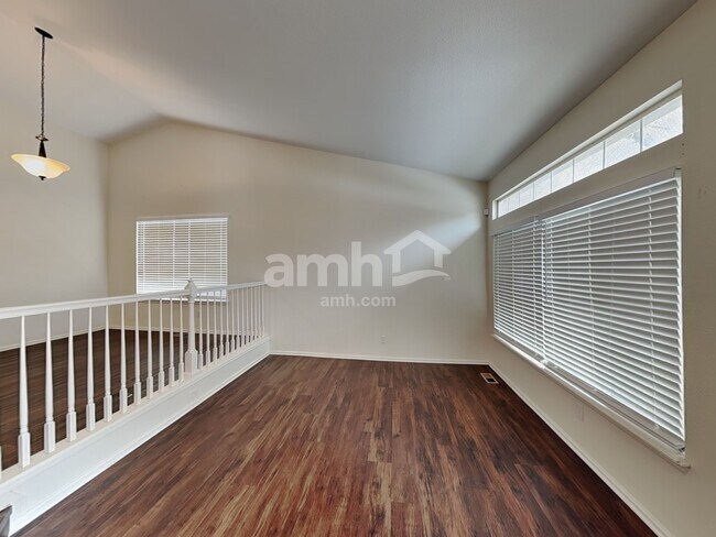 Foto del edificio - 3605 E 106th Ave