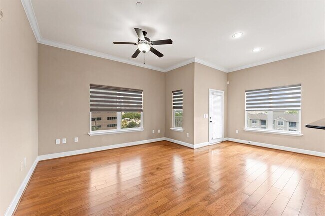 Foto del edificio - 2203 Dorrington St