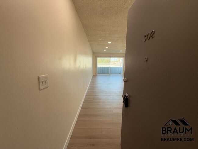 Foto del edificio - 6041 Whitsett Ave