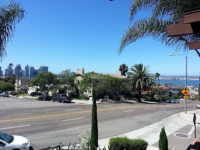 Foto del edificio - 490 W Laurel St