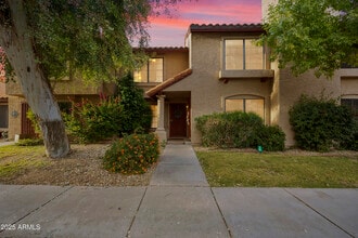 Building Photo - 4901 E Kelton Ln