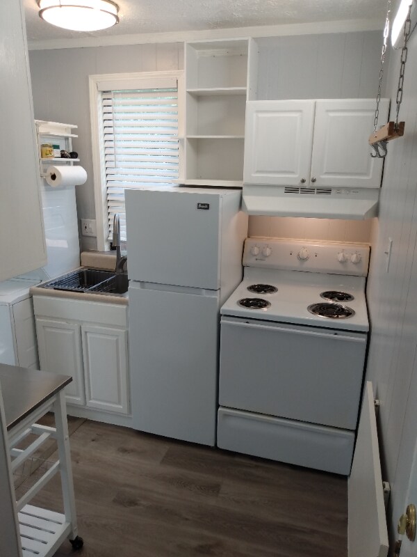 Foto del edificio - 201 Lake Dr