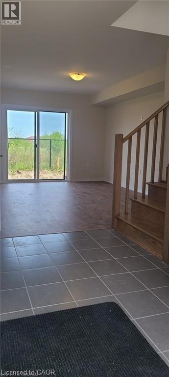 Building Photo - 23 Utter Pl